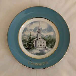 “Country Church” Christmas Plate, collectible 1974